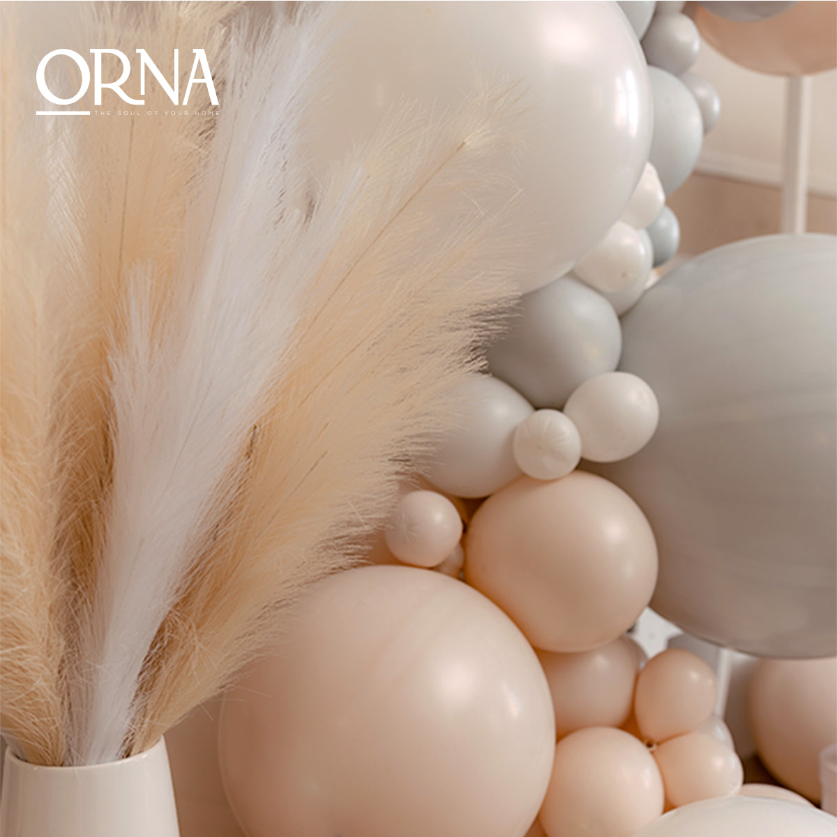 Extra fluffy and tall artificial pampas ORNA in White, 3 stems set, Giftbox