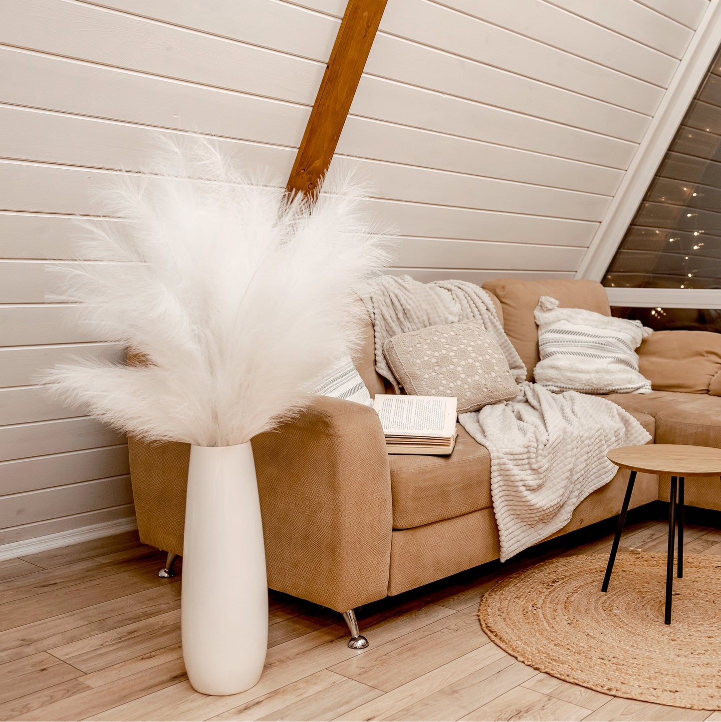 Extra fluffy and tall artificial pampas ORNA in White, 3 stems set, Giftbox