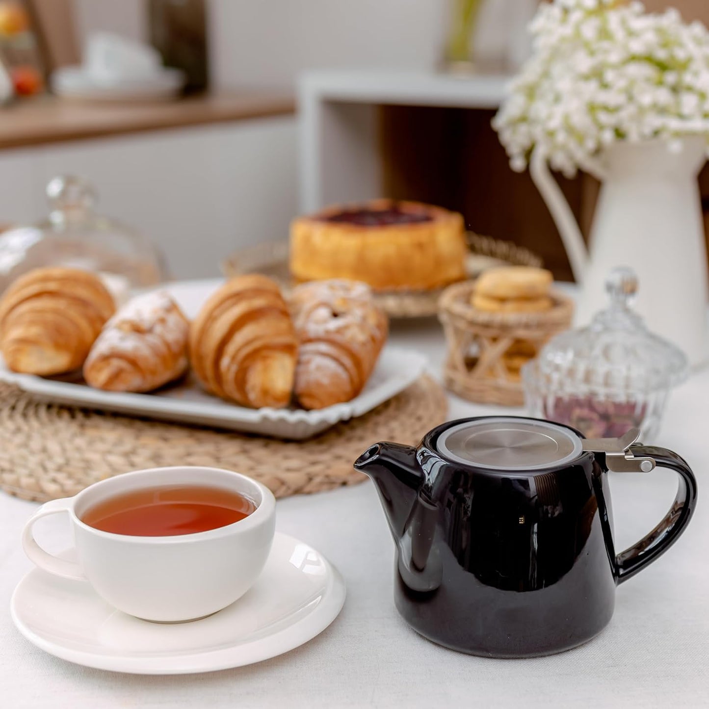 ORNA Ceramic Teapot with Basket Infuser and Stainless Steel Lid in Black, 18.6 Oz (550ml)