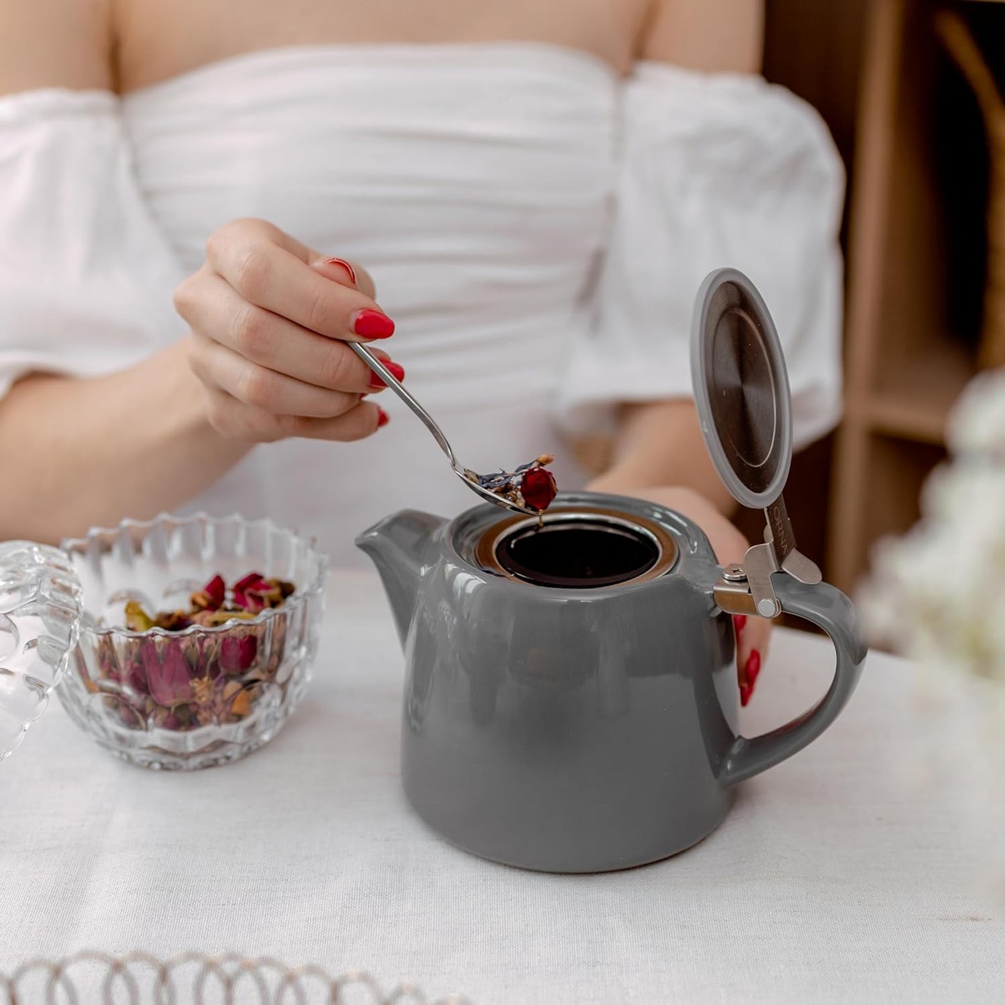 ORNA Ceramic Teapot with Basket Infuser and Stainless Steel Lid in Grey, 18.6 Oz (550ml)